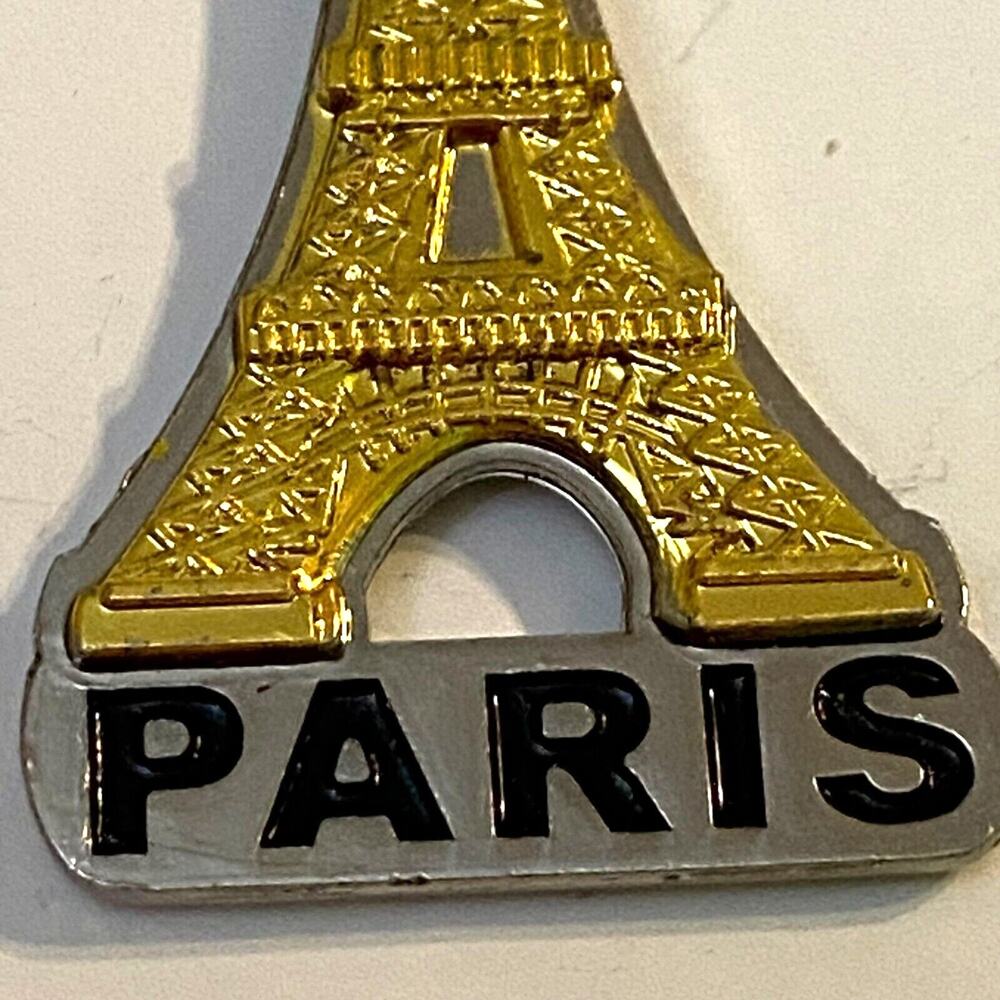 Aker Paris Keychain Eiffel Tower Charm Single Sided Souvenir Collector Novelty